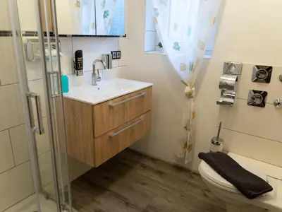 Ein Badezimmer in der Unterkunft Apartment auf einem Reiterhof by Interhome