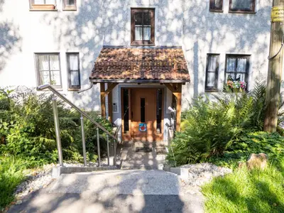 Ein Garten an der Unterkunft Apartment Großzügiges Ferienstudio für zwei Personen by Interhome