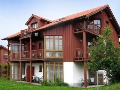 Das Gebäude in dem sich die Ferienwohnung befindet