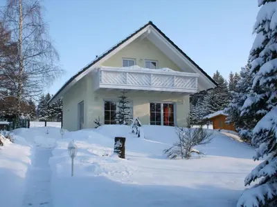 Holiday Home Vogtlandresidenz by Interhome im Winter