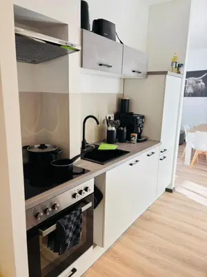 Küche/Küchenzeile in der Unterkunft entzückende Ferienwohnung im Zentrum von Plauen