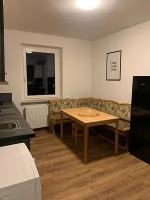 Ein Sitzbereich in der Unterkunft B16 City-Apartment, zentrales City-Apartment mit 4 Betten