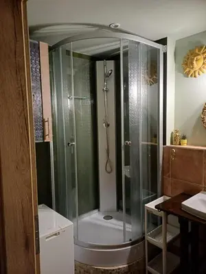 Ein Badezimmer in der Unterkunft Das Moritz- Self Check In