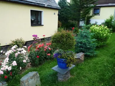 Ein Garten an der Unterkunft Holiday apartment with 2 bedrooms