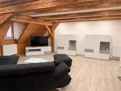 TV/Unterhaltungsangebot in der Unterkunft Zentrale Erbendorfer Studiowohnung