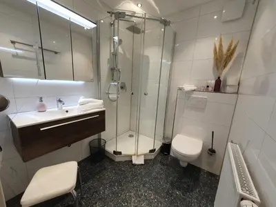Ein Badezimmer in der Unterkunft Rennerhof-Siebeneichen Fewo Waschbär