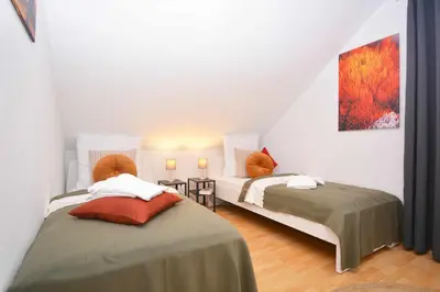 Ein Bett oder Betten in einem Zimmer der Unterkunft Kulmbach 03 - Apartment für Firmen