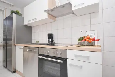 Küche/Küchenzeile in der Unterkunft Kulmbach 01 - Apartment für Firmen
