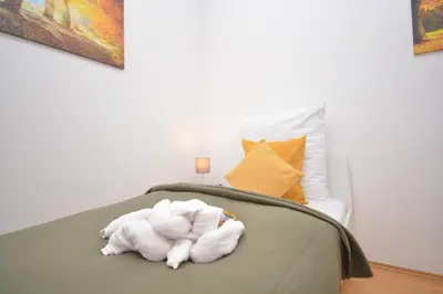 Ein Bett oder Betten in einem Zimmer der Unterkunft Kulmbach 01 - Apartment für Firmen
