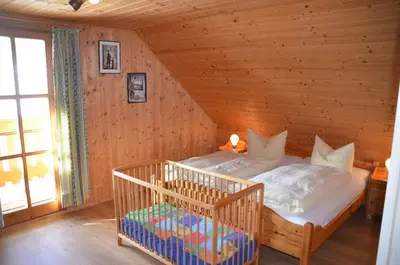 Ein Bett oder Betten in einem Zimmer der Unterkunft Kollerhof