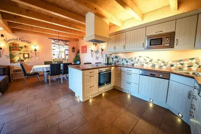 Küche/Küchenzeile in der Unterkunft Ferienhof Kosertal - Erlebnisbauernhof, Reitstall & Spa