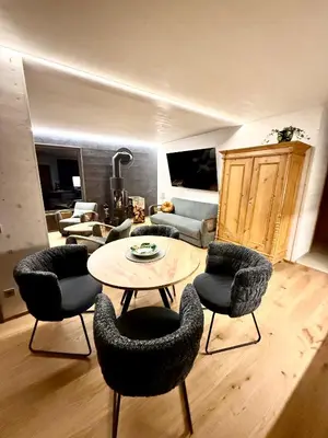 Ein Sitzbereich in der Unterkunft Wohnen am Südhang