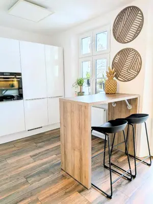 Küche/Küchenzeile in der Unterkunft Urban Elegance - Stilvolles Apartment mit höchstem Komfort Nähe Wagner Festspielhaus