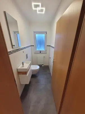 Ein Badezimmer in der Unterkunft NEU! Ferienwohnung Wunsiedel OG