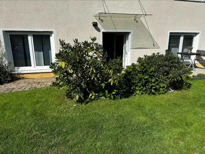 Ein Garten an der Unterkunft Ferienwohnung mit Garten und Sauna, nahe Bayreuth