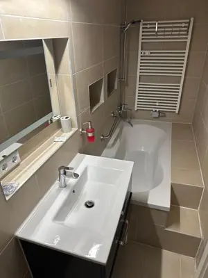 Ein Badezimmer in der Unterkunft Im Herzen Plauen
