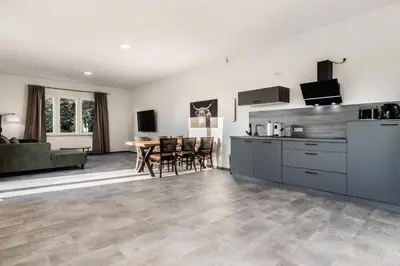 Küche/Küchenzeile in der Unterkunft Modernes Apartment in Mistelgau 3