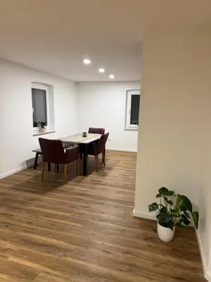 Grundriss der Unterkunft Großzügige moderne 3 Zimmer Wohnung im Grünen