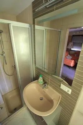 Ein Badezimmer in der Unterkunft Holiday Home Männel by Interhome