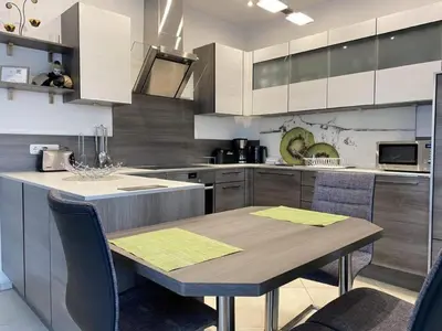 Küche/Küchenzeile in der Unterkunft Apartment in Heselbach mit Grill- Whirlpool und Garten by Interhome