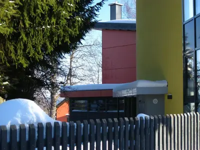 Das Gebäude in dem sich die Ferienwohnung befindet