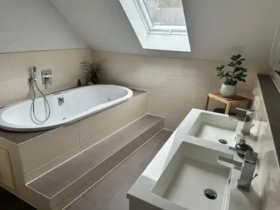 Ein Badezimmer in der Unterkunft Apartment Fe-Wo Parkblick by Interhome