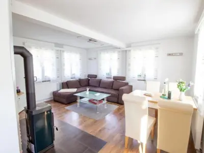 Ein Sitzbereich in der Unterkunft Holiday Home Sandy by Interhome