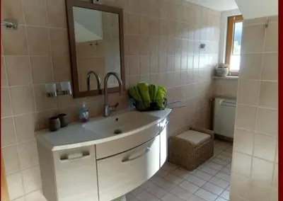 Ein Badezimmer in der Unterkunft Ferienwohnung Jule in Bad Weißenstadt