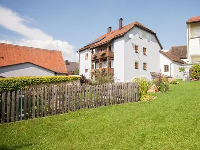 Ein Garten an der Unterkunft Pension Ferienwohnungen Frey