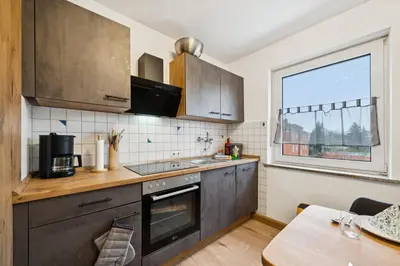 Küche/Küchenzeile in der Unterkunft Geräumige Wohnung, 3 Schlafzimmer, Küche, Bad