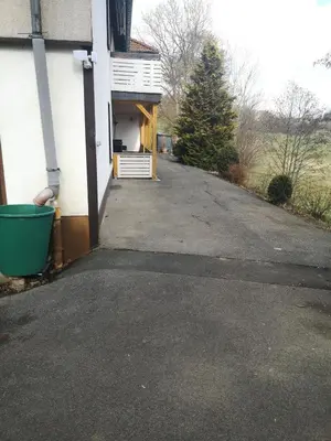 Das Gebäude in dem sich die Ferienwohnung befindet