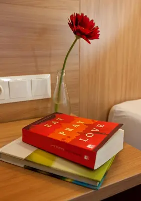 Die Bibliothek im Hotel