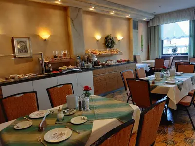 Essen im Hotel oder in der Nähe