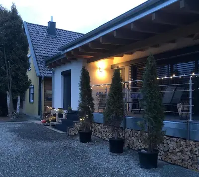 Das Gebäude in dem sich die Ferienwohnung befindet