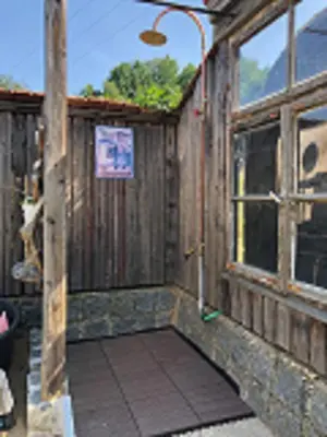 Ein Garten an der Unterkunft Ferienhaus Zillendorf