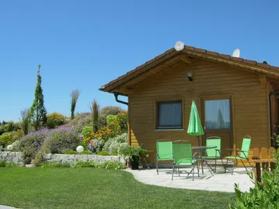Ein Garten an der Unterkunft Ferienwohnung Spachtholz