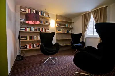 Ein Sitzbereich in der Unterkunft Rathaushotels All Inklusive
