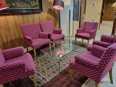 Ein Sitzbereich in der Unterkunft Rathaushotels All Inklusive