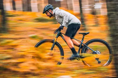 Radfahren an der Unterkunft k1 sporthotel - Bike & Ski inklusive Hotel oder in der Nähe