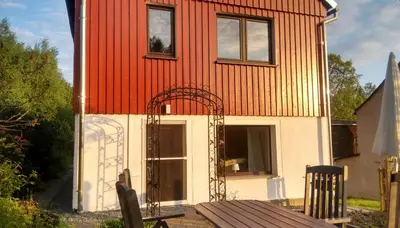Das Gebäude in dem sich die Ferienwohnung befindet