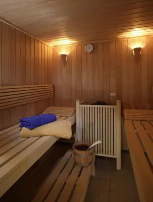 Ein Bett oder Betten in einem Zimmer der Unterkunft Wirtshaus & Hotel Goldener Greif