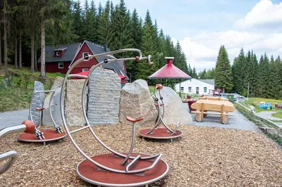 Ein Garten an der Unterkunft Erzgebirgsidyll