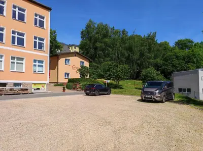 Das Gebäude in dem sich die Pension befindet