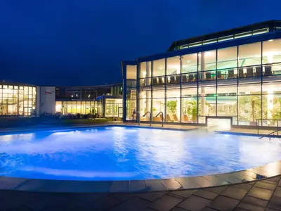 Der Swimmingpool an oder in der Nähe von Siebenquell® GesundZeitResort