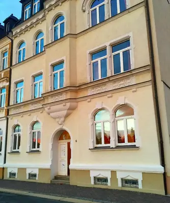 Das Gebäude in dem sich die Ferienwohnung befindet