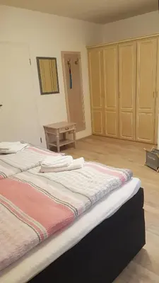 Ein Bett oder Betten in einem Zimmer der Unterkunft Haus 