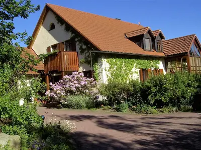 Das Gebäude in dem sich die Ferienwohnung befindet
