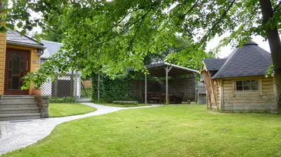 Ein Garten an der Unterkunft Ferienwohnung Wasserfloh