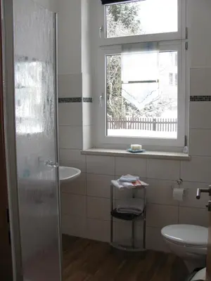 Ein Badezimmer in der Unterkunft Reiterhof & Pension Lienemann
