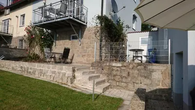 Das Gebäude in dem sich die Ferienwohnung befindet